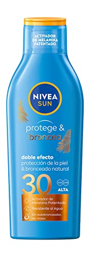 NIVEA SUN Protege & Broncea Leche Solar Activadora del Bronceado FP30 (1 x 200 ml), potenciador del bronceado resistente al agua, protección solar alta
