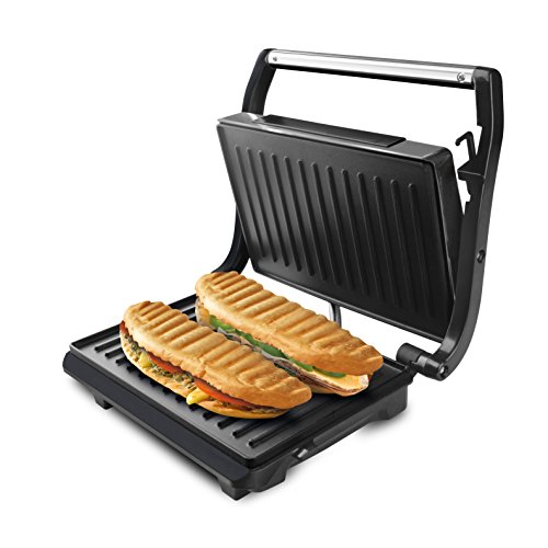 Taurus - Sandwichera eléctrica Grill & Toast 700W, Placas grill antiadherentes, Placa superior auto ajustable, Asa cool touch, Sistema de bloqueo, Almacenaje vertical, Negro